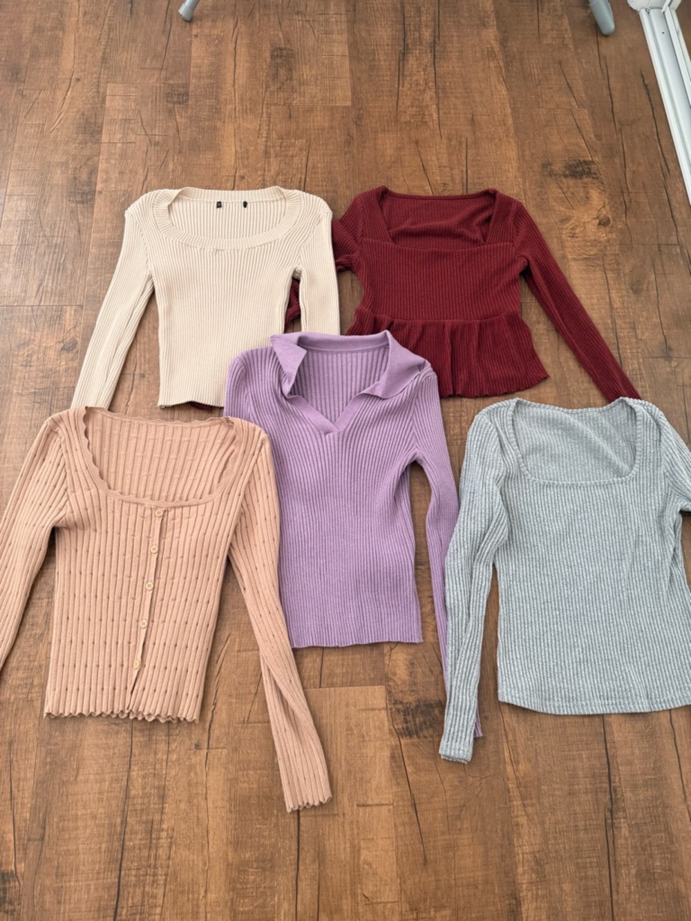 Women’s Sweater Bundle Size Large